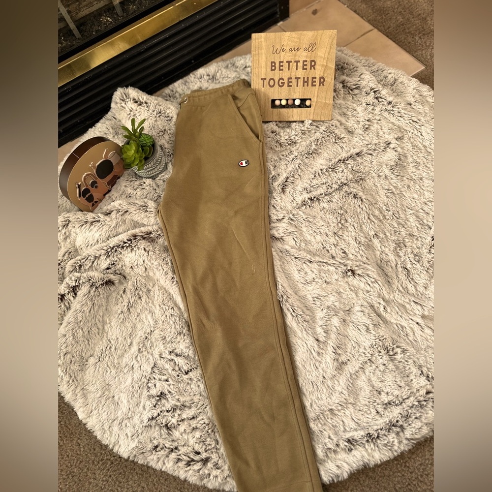 Men’s Small - Champion Jogger